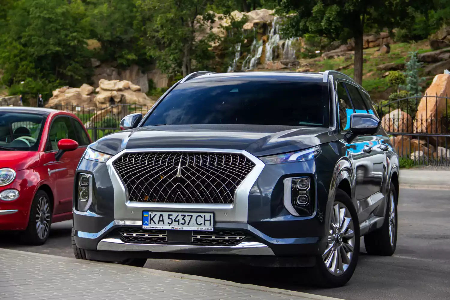 Hyundai Palisade car trash can